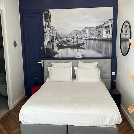 Chambre Dans Hotel Particulier 18E Siecle Hyper Centre La Rochelle Ла-Рошель Экстерьер фото
